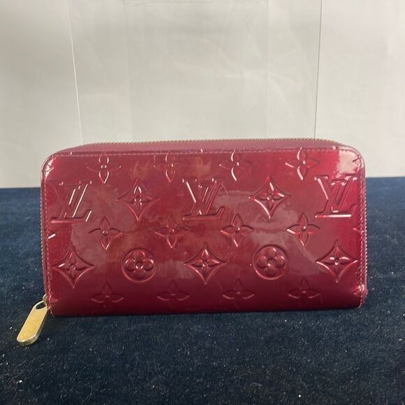 Louis Vuitton Vernis Zippy Rouge Wallet - Picture 1 of 6